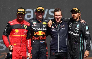 Carlos Sainz, Max Verstappen, Ben Gordon-Smith y Lewis Hamilton