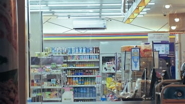 El cliente le devuelve un producto a la droguería y la forma de envolverlo le enfurece en 0 coma: “Desfachatez”