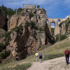 Los mejores pueblos para irse de vacaciones en verano según la inteligencia artificial