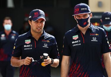 Verstappen: "Checo Pérez no es el piloto número dos"
