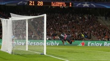 0-1. Sofiane Feghouli marcó el primer tanto.