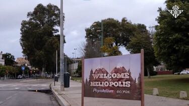 El vídeo del nuevo fichaje del Real Betis es un homenaje al cine de David Lynch