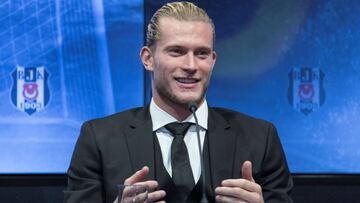 EPA6046. ESTAMBUL (TURQUÍA), 29/08/2018.- El portero alemán Loris Karius ofrece una rueda de prensa durante su presentación como nuevo jugador del Besiktas Estambul hoy, 29 de agosto de 2018, en Estambul (Turquía). Karius jugar