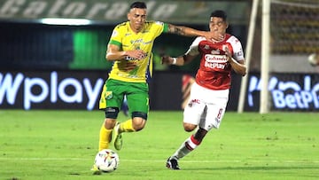 Independiente Santa Fe derrot&oacute; 1-2 a Atl&eacute;tico Huila en el Plazas Alcid con goles de Jersson Gonz&aacute;lez y Mat&iacute;as Castro. Se mete en la pelea por clasificar.