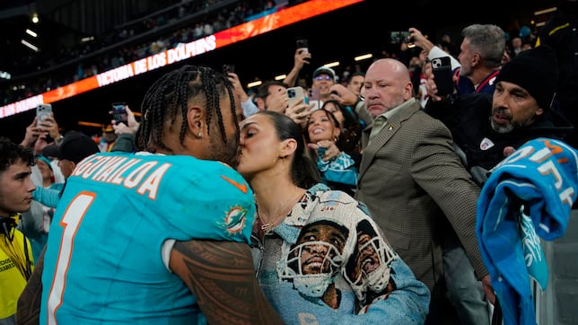 Dolphins y Commanders, cautivados por un ambiente “eléctrico”