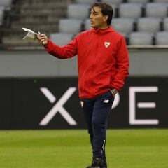 Montella: "Me preocupa más la mentalidad que las piernas"