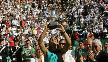 Rafa Nadal en el Masters de Roma 2007, ganó a Fernando González por 6-2, 6-2.