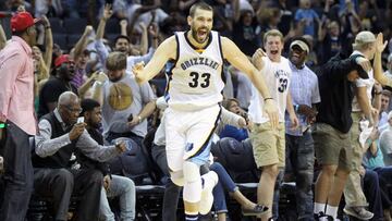 Oct 30, 2016; Memphis, TN, USA; Memphis Grizzlies center Marc Gasol (33) celebrates after making a three point shot in overtime against the Washington Wizards at FedExForum. Memphis defeated Washington 112-103. Mandatory Credit: Nelson Chenault-USA TODAY Sports