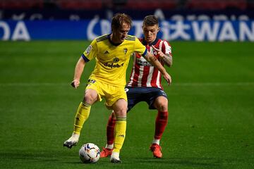 Álex Fernández y Trippier.