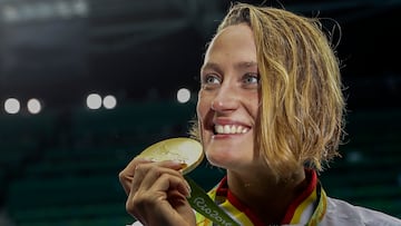 Mireia Belmonte, con su oro en 200 mariposa en Río 2016.