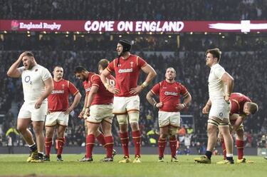 England clinch Triple Crown at Twickenham