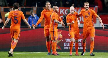 Carrasco sigue de dulce: firmó el gol del empate ante Holanda