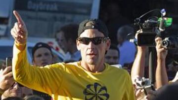 <b>EN EL PUNTO DE MIRA. </b>Lance Armstrong podría pagar cantidades millonarias en indemnizaciones.