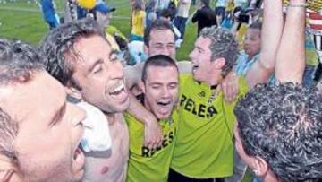 <b>FIESTA. </b>El Cartagena celebró el ascenso en El Collao.
