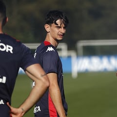 Charlie Patiño, de fichaje estrella del Depor a único sin debutar