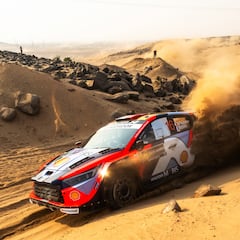 Fourmaux lidera y Ogier se acerca al título