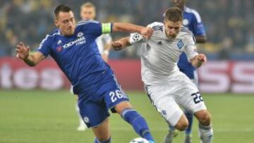 Dinamo Kiev se alzó con el título después de sobrepasar 26 partidos de Liga al obtener 70 unidades. Los ucranianos consiguieron boleto directo a Champions League.