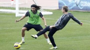 Sergio Sánchez con Monreal en un entrenamiento