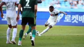 Soccer Football - Friendly - Jeonbuk Hyundai Motors FC v Paris St Germain - Busan Asiad Stadium, Busan, South Korea - August 3, 2023 Paris St Germain's Neymar scores their first goal REUTERS/Kim Hong-Ji