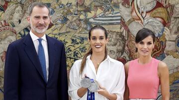 Ona Carbonell, junto a los Reyes de Espa&ntilde;a.