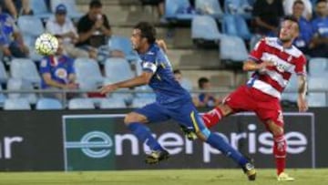 Pedro León, ante el Granada