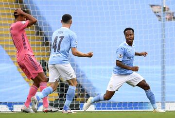 Sterling anotó el 1-0.