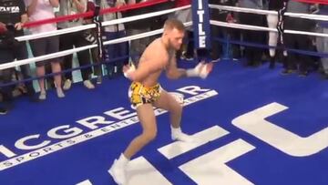 Las burlas despiadadas del boxeo sobre McGregor por este 'baile'