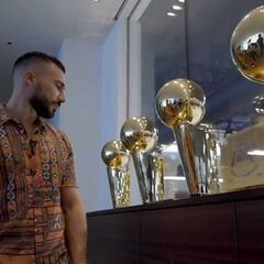 Aparece Alessandrini en la casa de los Lakers