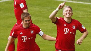 Philipp Lahm y Bastian Schweinsteiger en una imagen de archivo con la camiseta del Bayern Múnich.