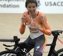 Evelyn Stevens estableció un nuevo récord de la hora