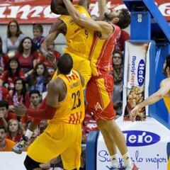 El Murcia de Campazzo sólo cede ante un Lawal demoledor