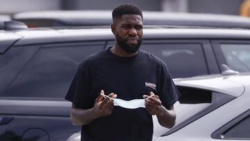 El Barça se harta de Umtiti