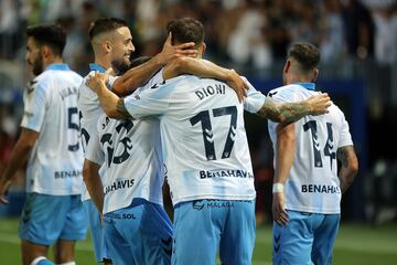 Dioni festeja su gol 173 marcado contra el Melilla.