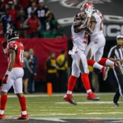 Tampa da la sorpresa y vence a unos erráticos Falcons
