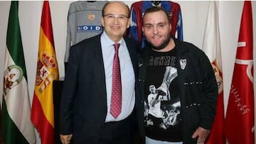 El primo de Reyes, único superviviente del accidente, volvió al estadio del Sevilla