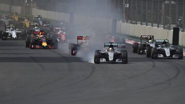La pasada de frenada de Hamilton en la salida del GP de México.