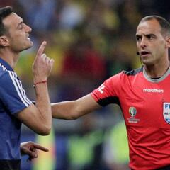 Scaloni: "Competimos contra ocho tipos de negro"