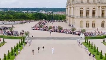 Así fue la llegada de la llama olímpica al Palacio de Versalles
