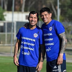 Gary Medel sorprende y le envía un mensaje a Pavez: “Cuando supe...”