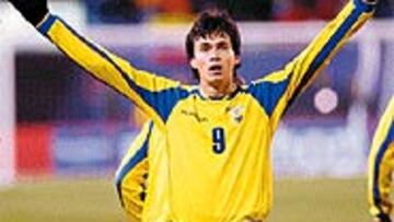 <B>PENDIENTE</B>. Kaviedes está con Ecuador, pero no olvida al Valladolid.