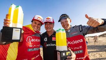 Laia Sanz, Carlos Sainz y Ekstrom celebran su primer triunfo en Extreme E.