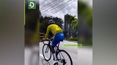 Cuando sales a montar en bici, te empiezan a animar, te giras y te llevas la sorpresa de tu vida...