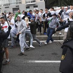 Nueve ultras del Legia detenidos no podrán salir de España