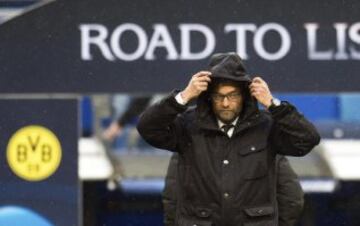 El entrenador del Borussia Dortmund, Jörgen Klopp antes del comienzo del partido.