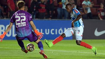 Junior, con un tanto de Moreno, evitó la tanda de penales. Fritzler había igualado la eliminatoria y los santafesinos arriesgaron para llevarse el duelo.