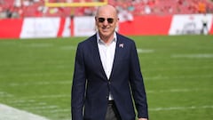 Glazer promises Manchester United fans a voice