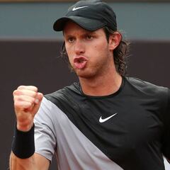 Jarry supera con sufrimiento el debut en el ATP de Sao Paulo