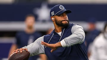 ARLINGTON, TEXAS - SEPTEMBER 22: Quarterback Dak Prescott #4 of the Dallas Cowboys warms up before a game against the Baltimore Ravens at AT&T Stadium on September 22, 2024 in Arlington, Texas. Ron Jenkins/Getty Images/AFP (Photo by Ron Jenkins / GETTY IMAGES NORTH AMERICA / Getty Images via AFP)