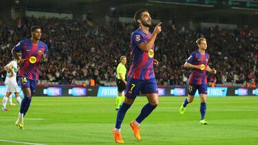 Ferran Torres celebra el 2-0 al Elche. 