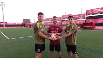 Los tres pontanenses de Salerm, ante un día histórico